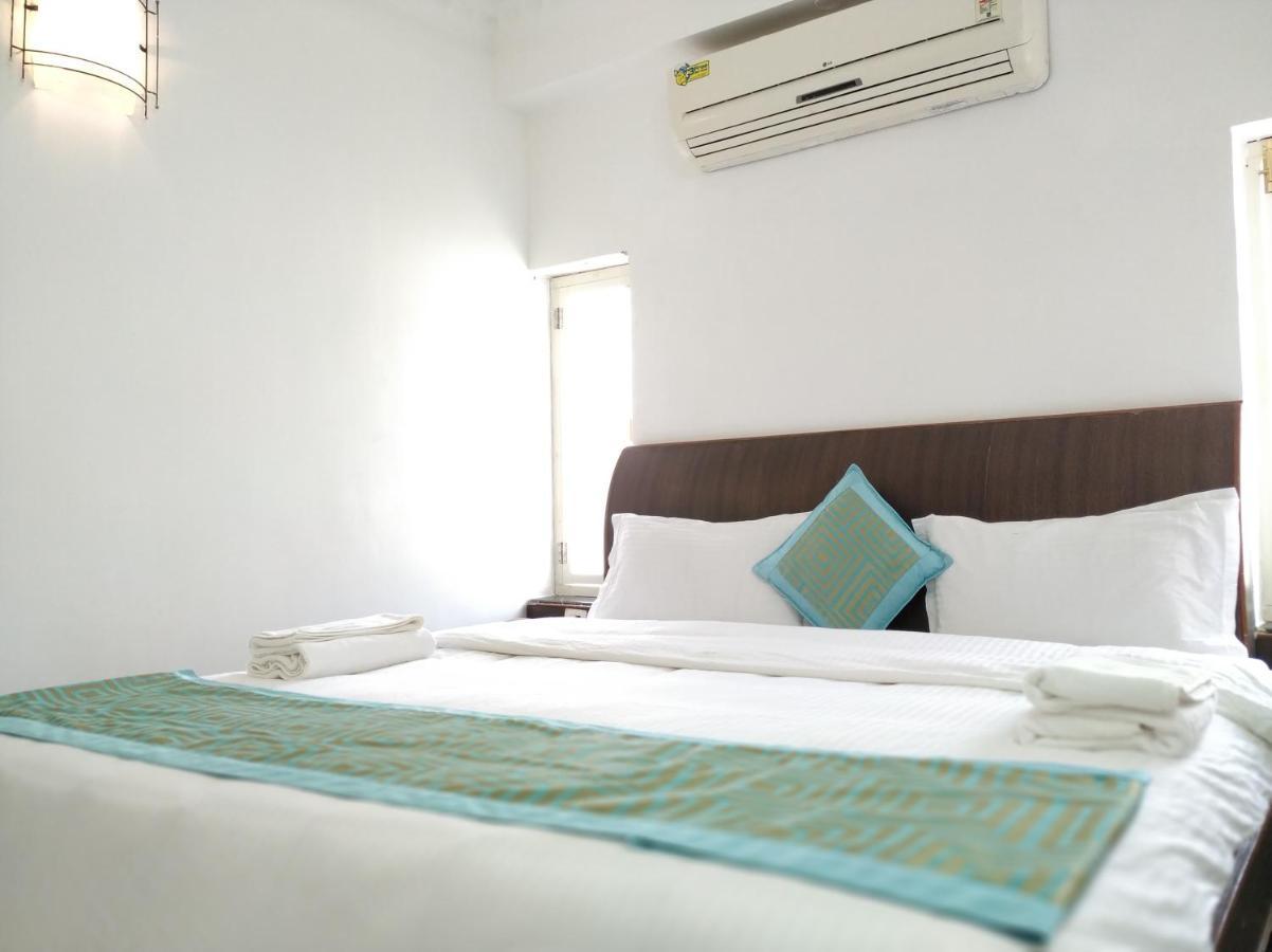 Aum Hotel Puttaparthi Exterior foto